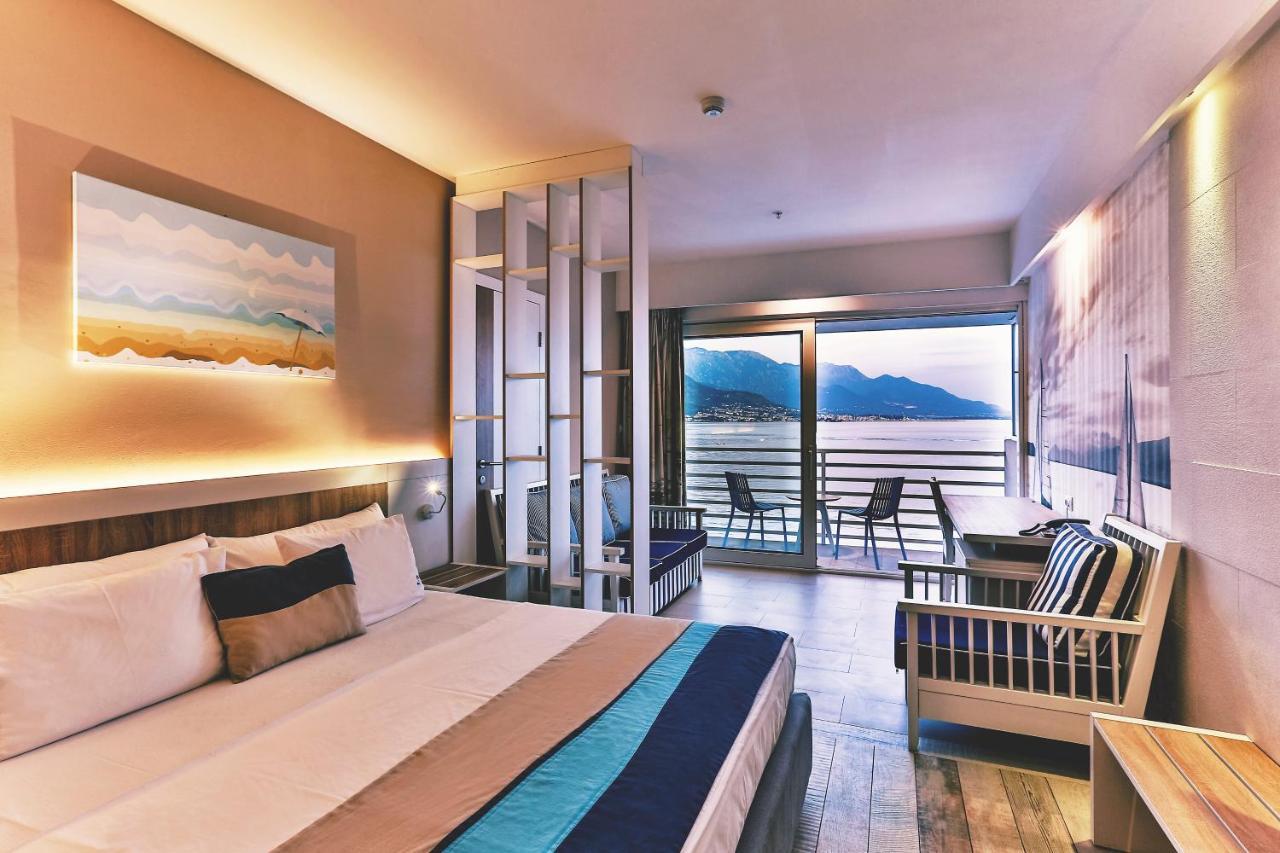 Superior Family Room Sea View
