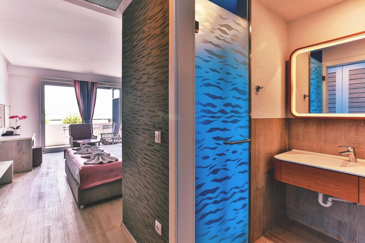 Double or Twin Room Mountain View