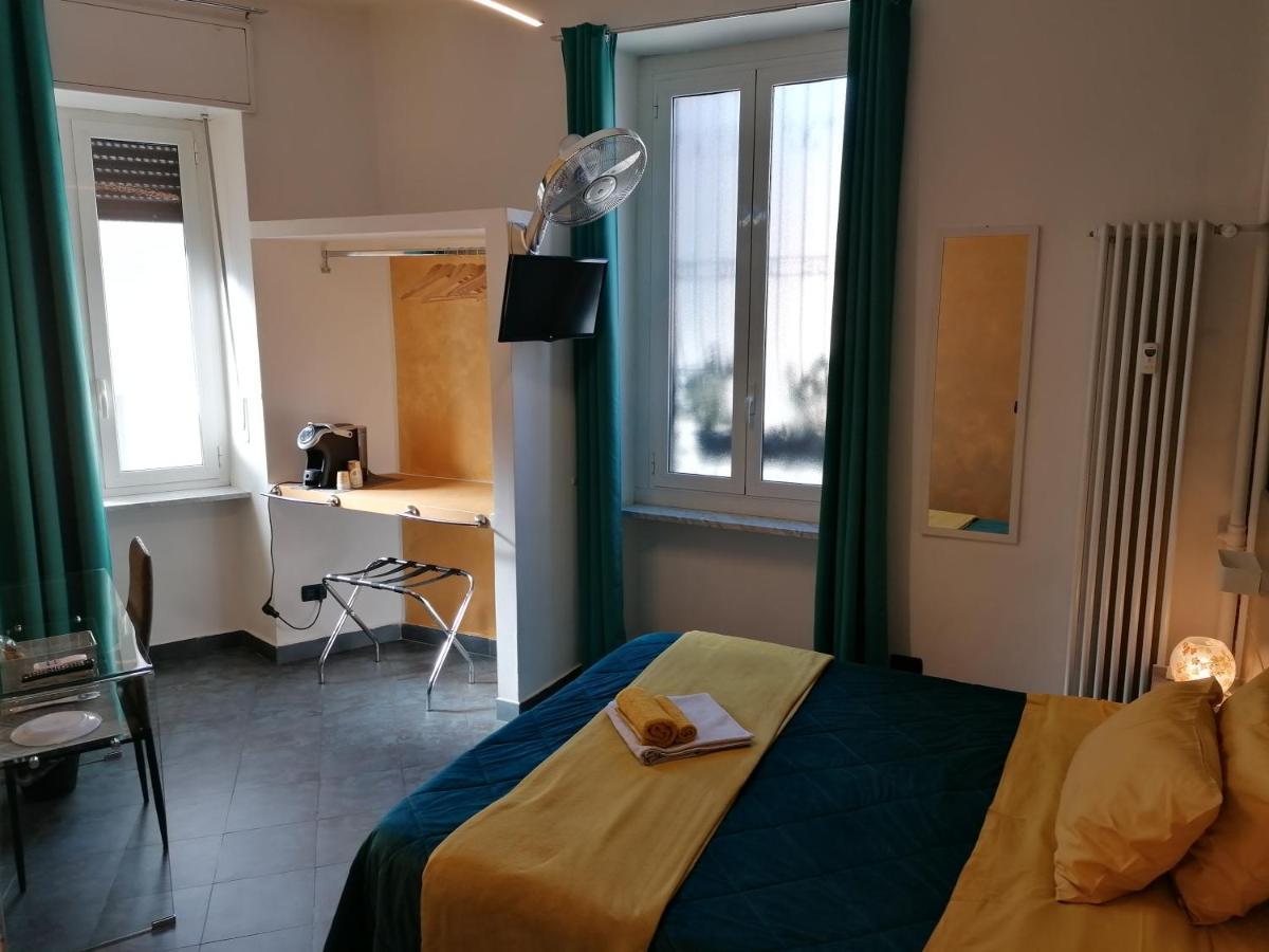 Double or Twin Room,1111844514:JPEG