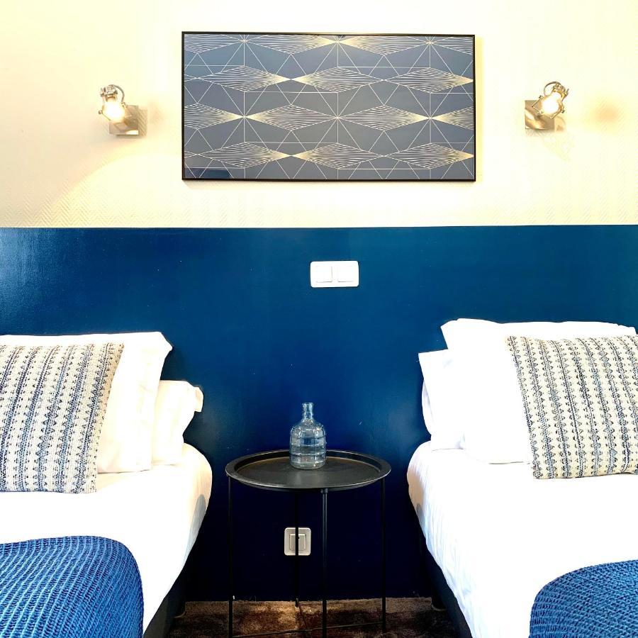 Club Room,1353026530:JPEG