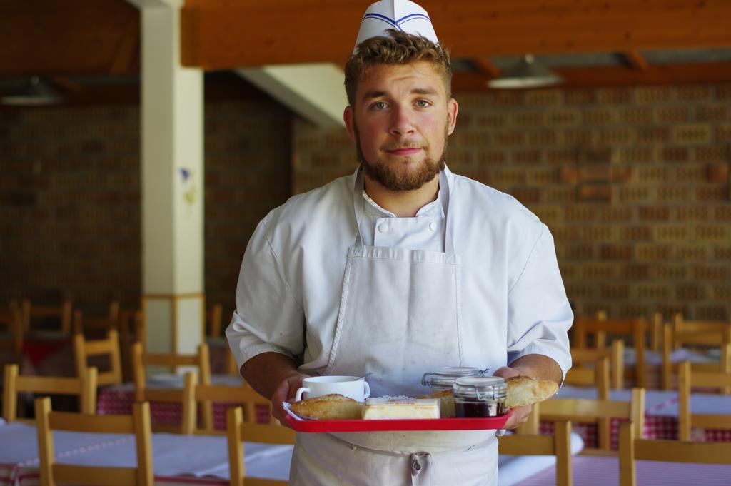 Studio,118799770:JPEG