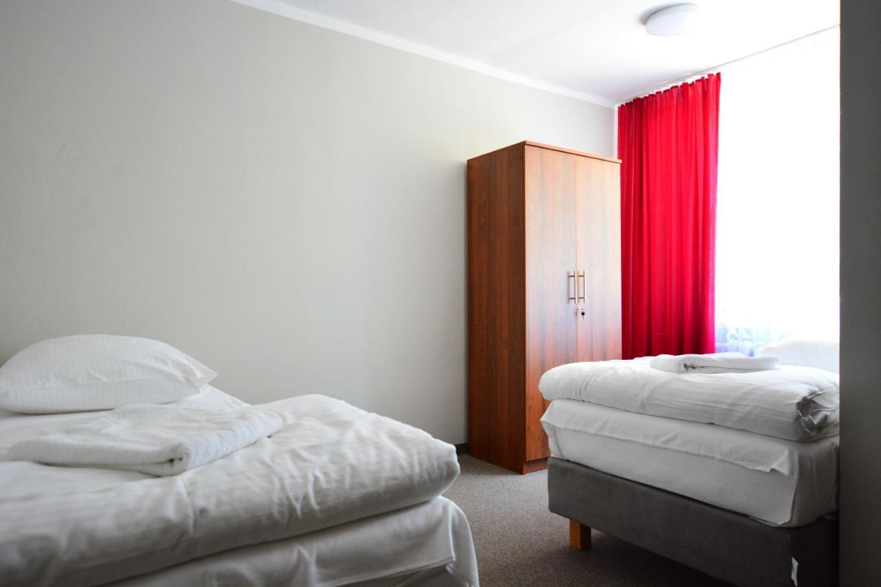 Economy Twin Room,1347308315:JPEG