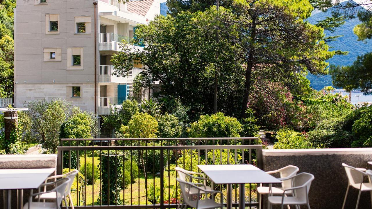 Studio Balcony