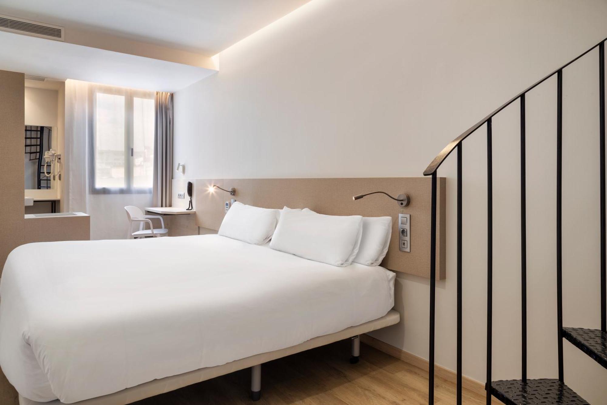 Duplex Quadruple Room