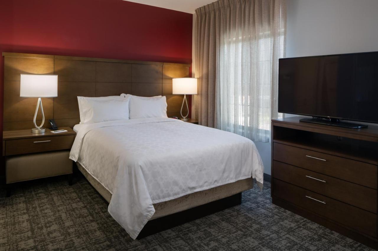 Studio Queen Suite,981566581:JPEG