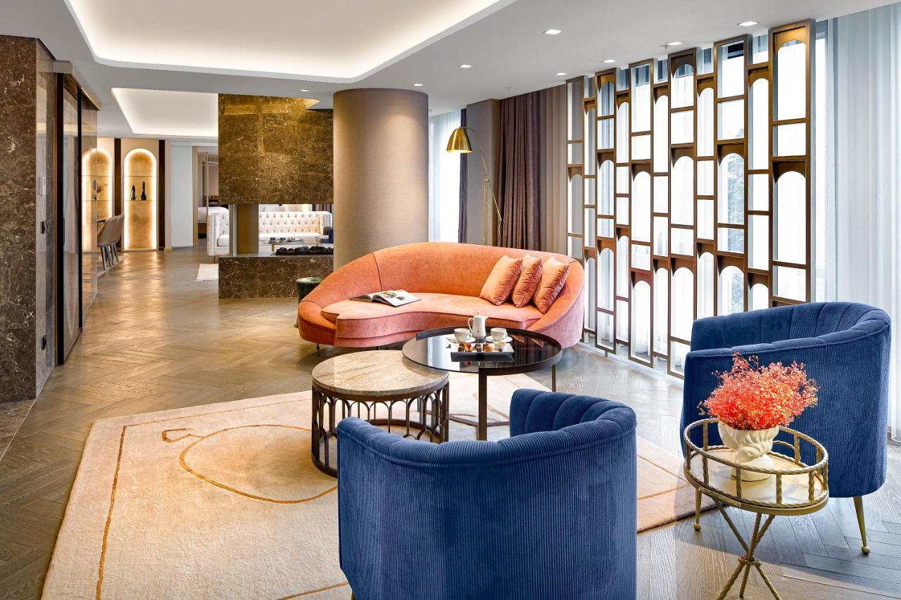 Presidential Suite