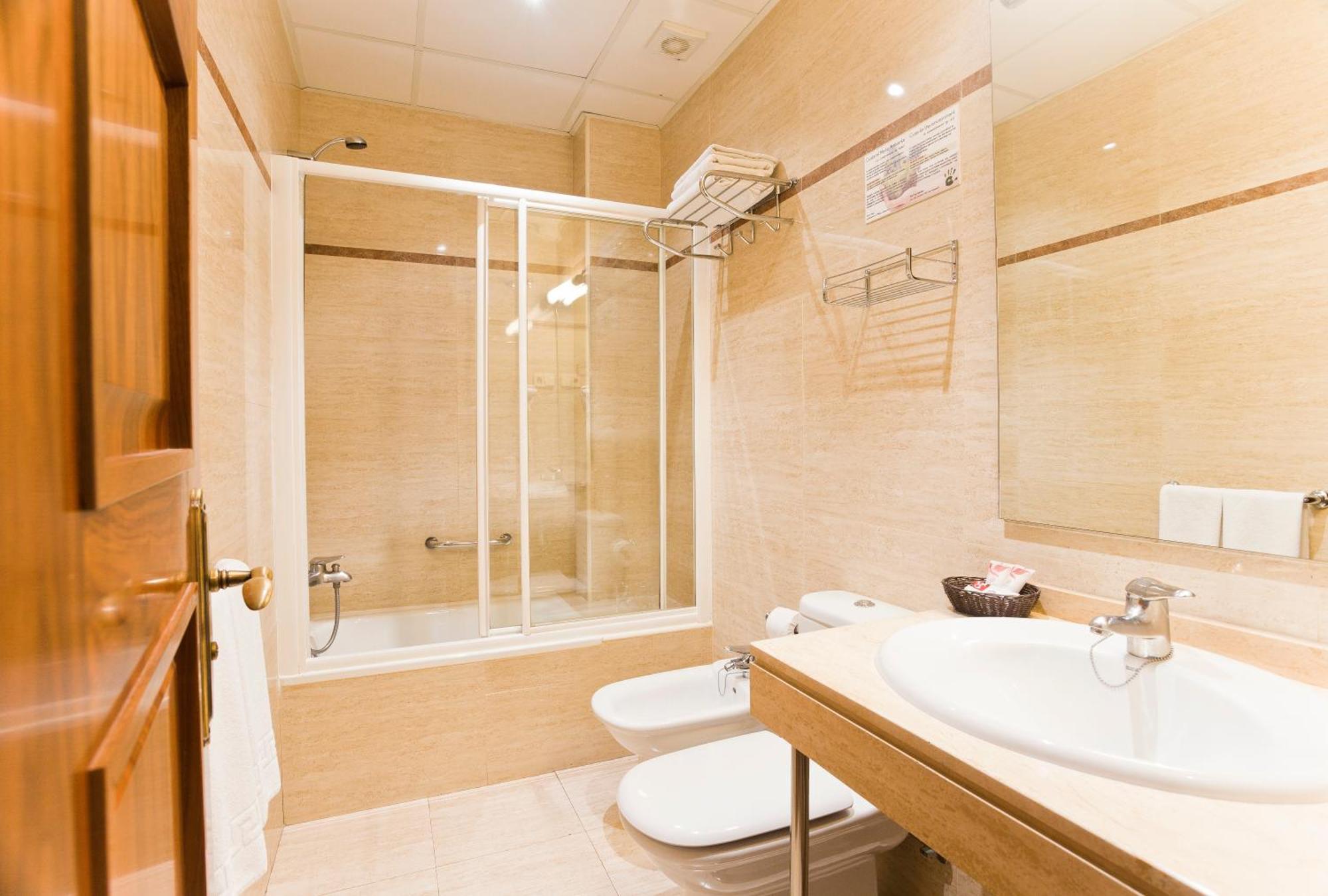 Quarto Triplo Standard