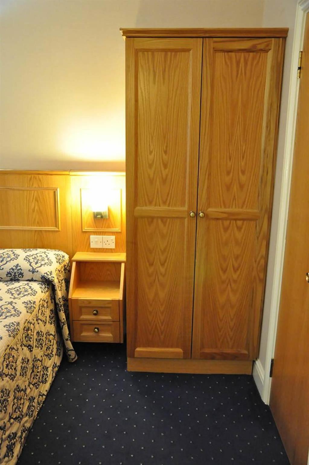 Double Room with Bathroom