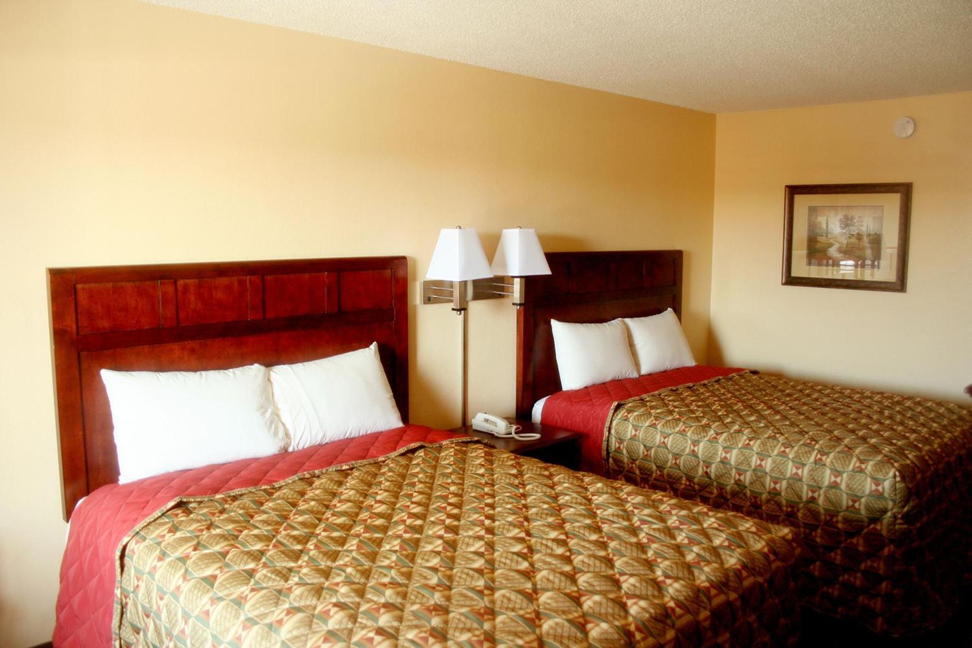 Queen Room Two Queen Beds Non-Smoking