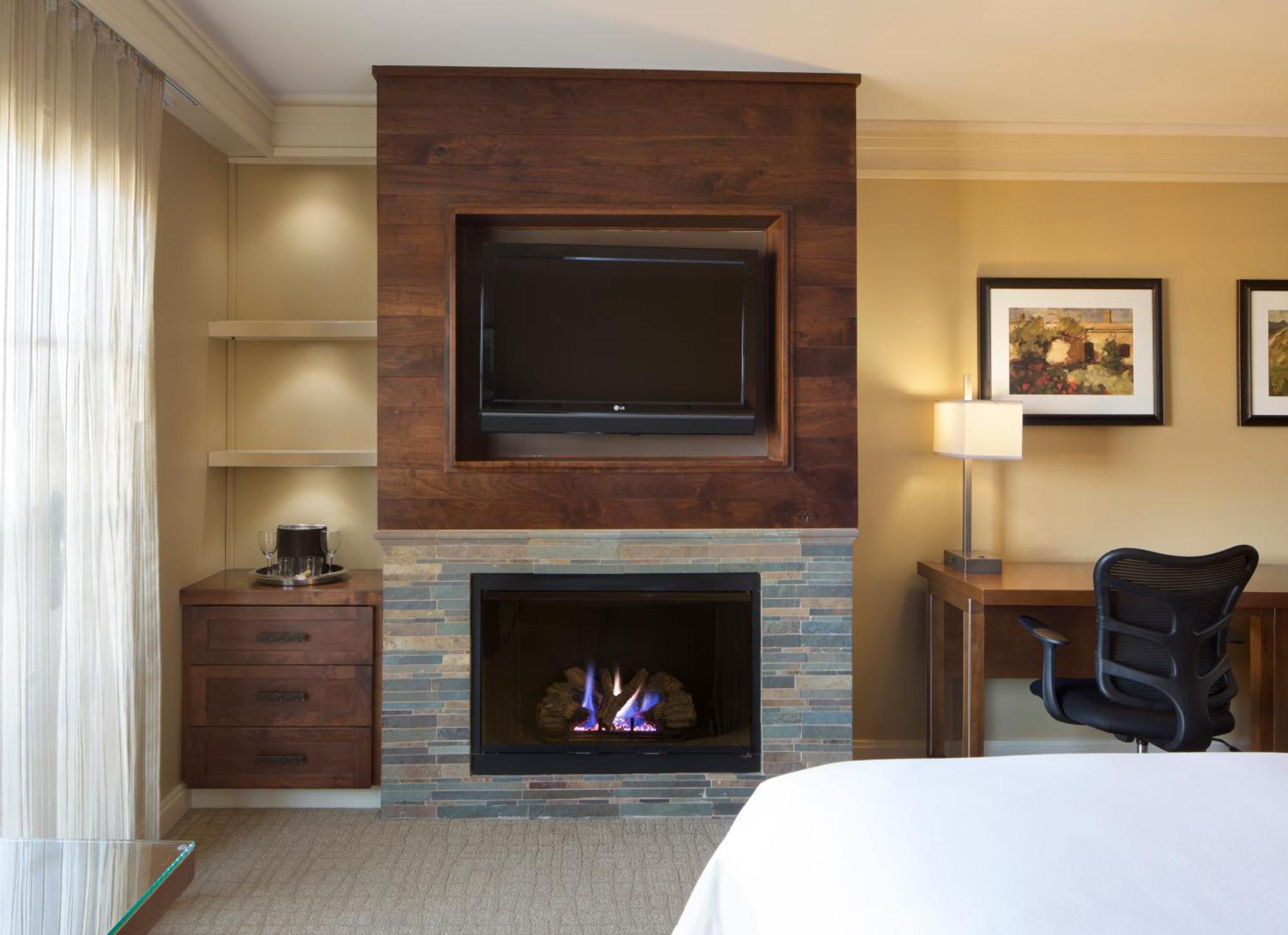 Premier Zimmer mit Kingsize-Bett und Kamin