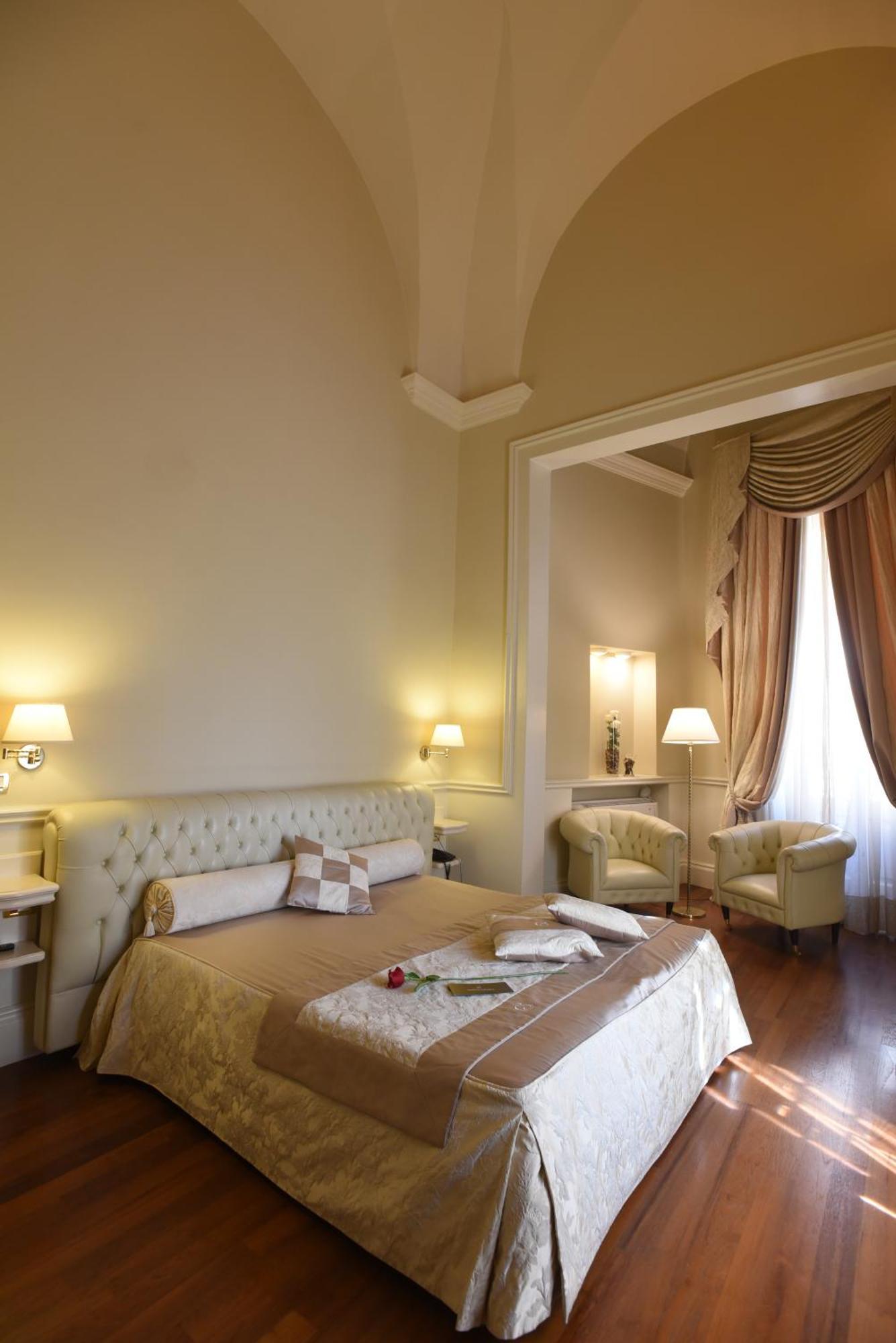 Superior Double or Twin Room City View