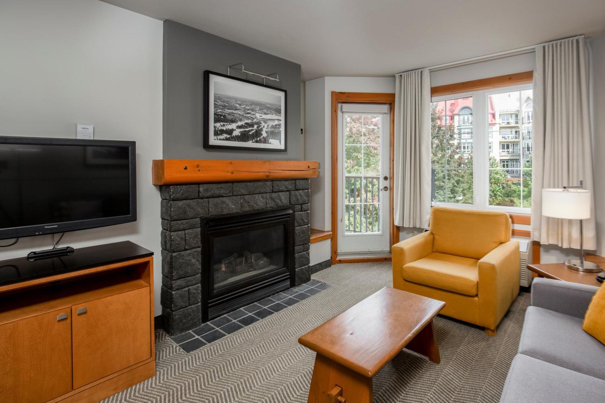 One-Bedroom Suite Two Queen Beds
