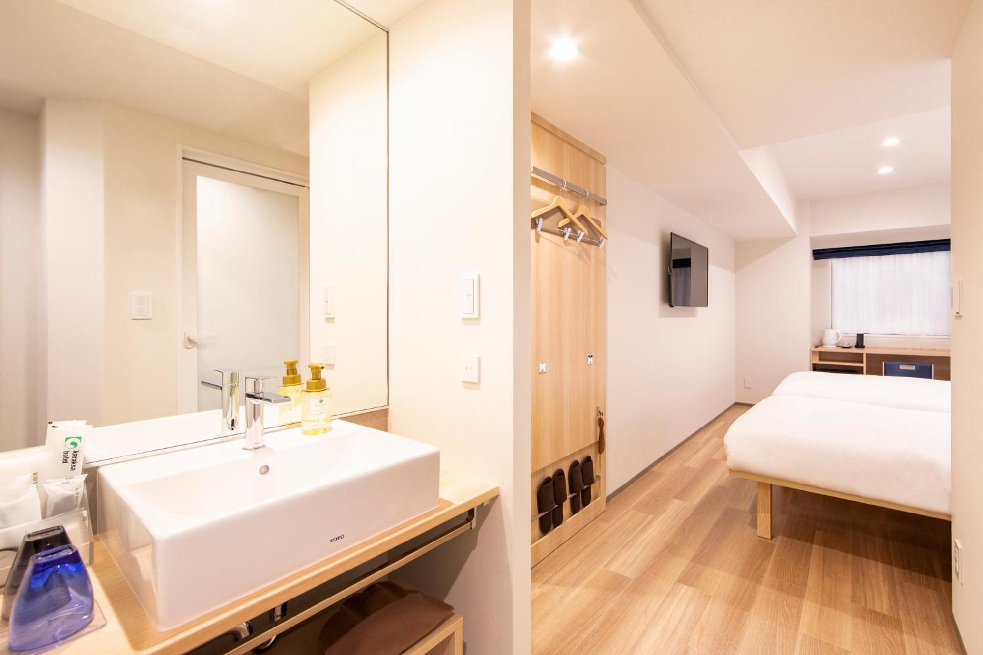 Standard Twin Room,1005384211:JPEG