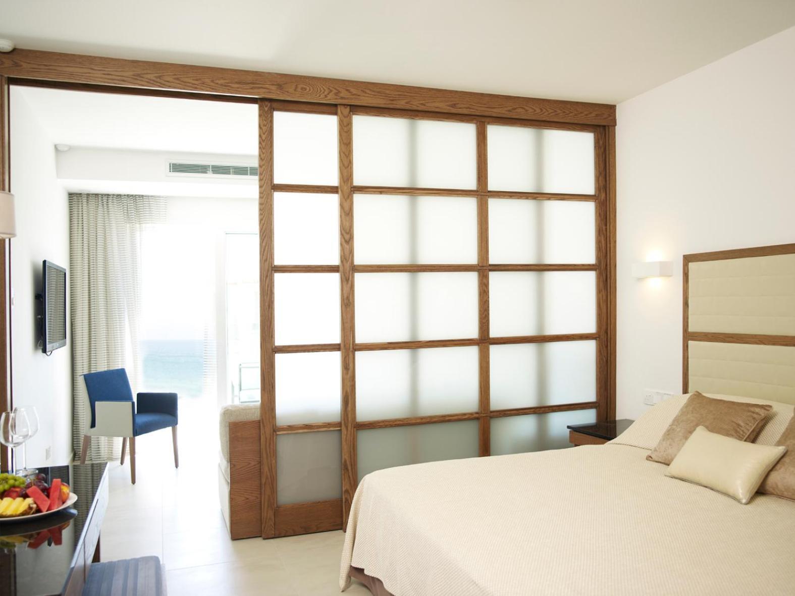 Junior Suite with Sea View & Sharing Pool (Adults Only)
