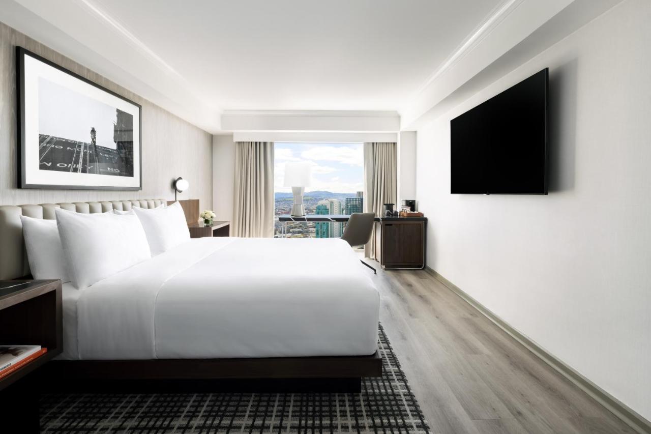 Chambre Lit King-Size ADA avec Baignoire