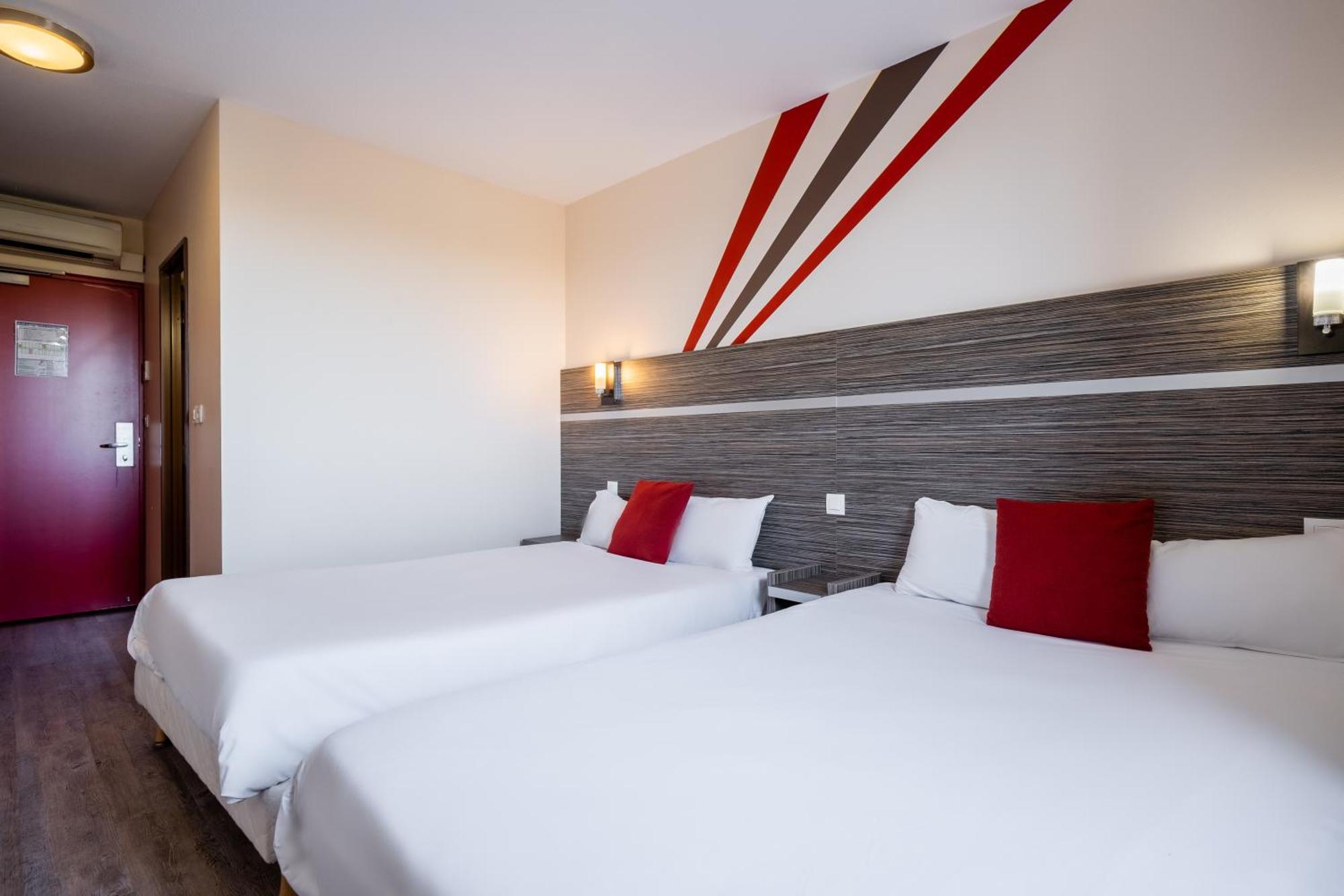 Standard Doppelzimmer mit 2 Doppelbetten
