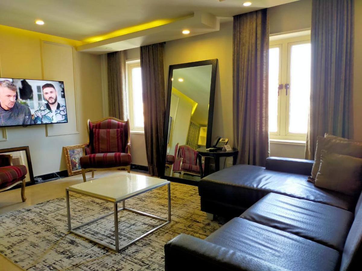 Presidential Suite