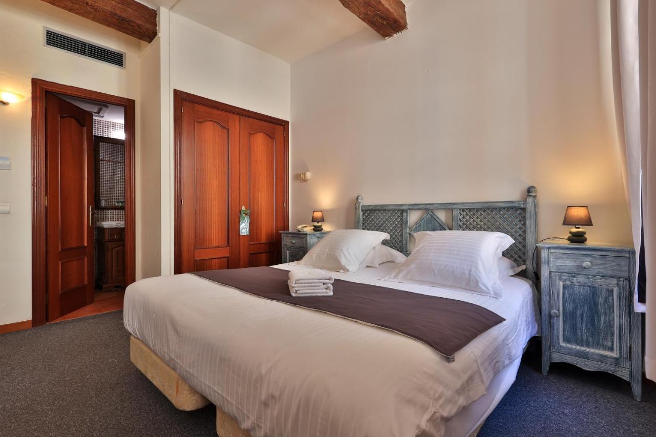 Superior Double Room,1306576729:JPEG