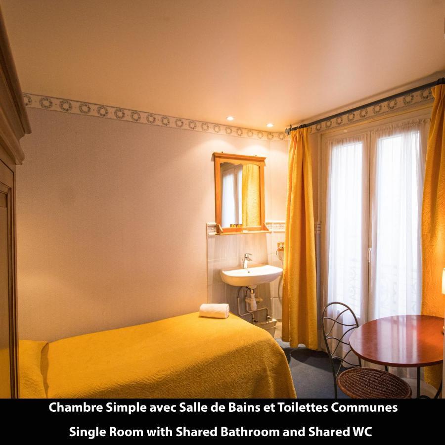 Quarto individual apenas com uma pia