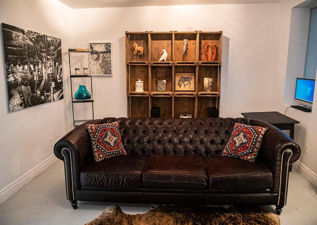 Queen Suite
