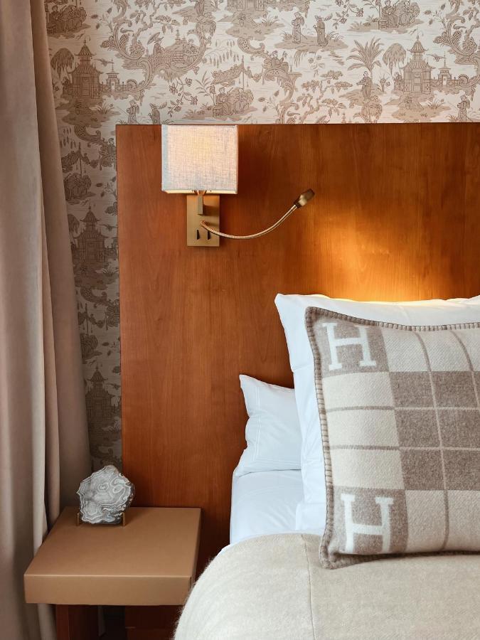 Deluxe Double Room Canal View