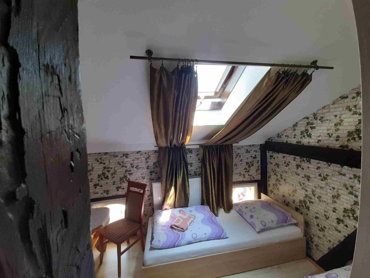 5-Bed Room with Private Bathroom