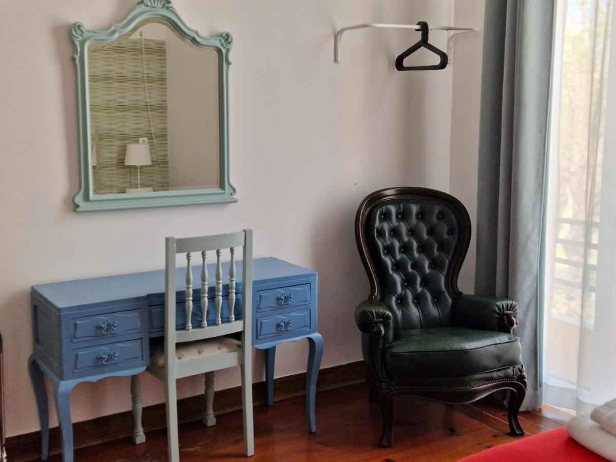 Quarto Duplo com Casa de Banho Privativa