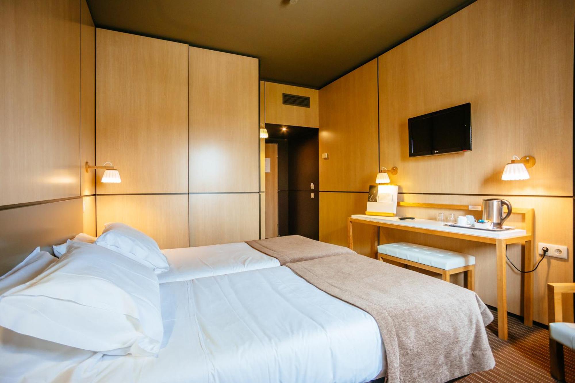 Twin Room City View