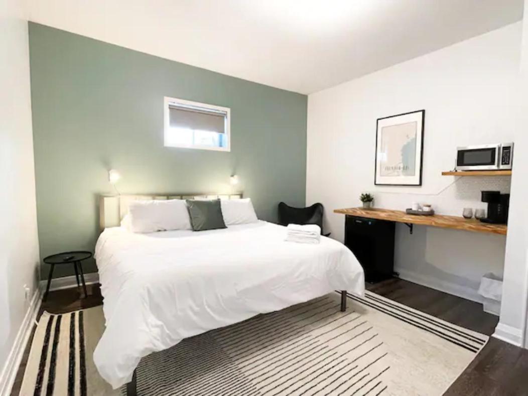 King Room,1469245280:JPEG