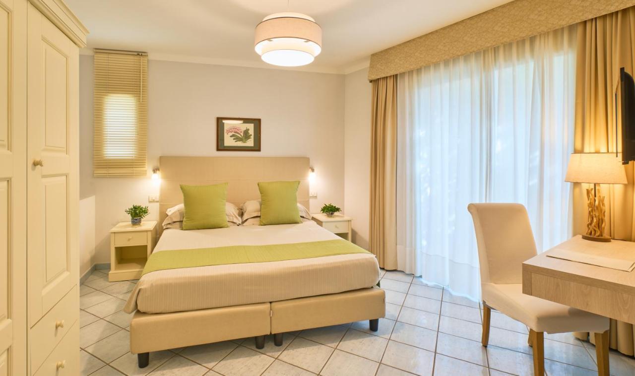 Classic Double Room,62885347:JPEG