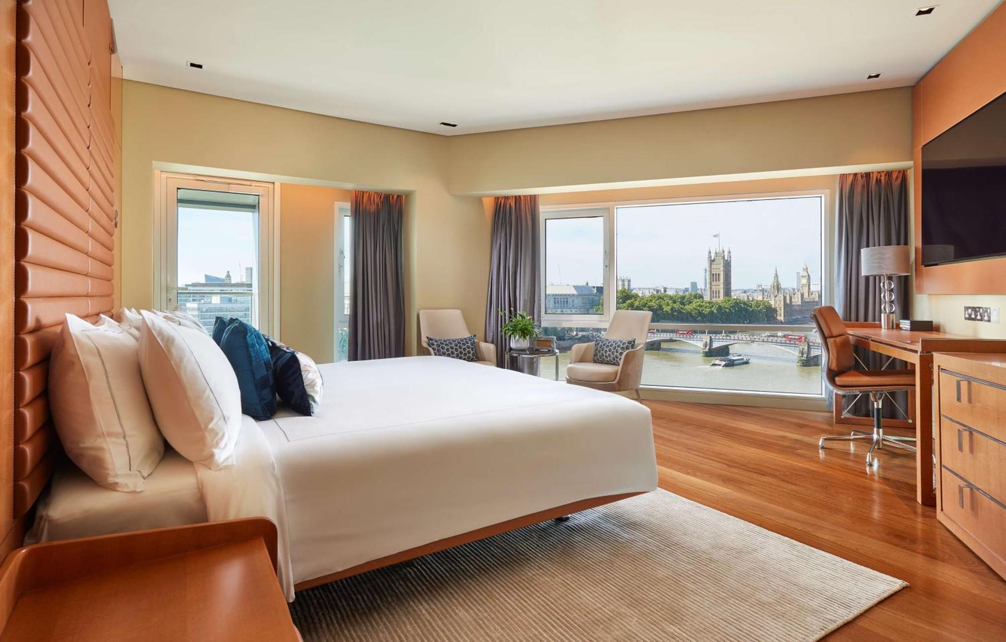 Suite met 2 Slaapkamers en Balkon - Uitzicht op Rivier