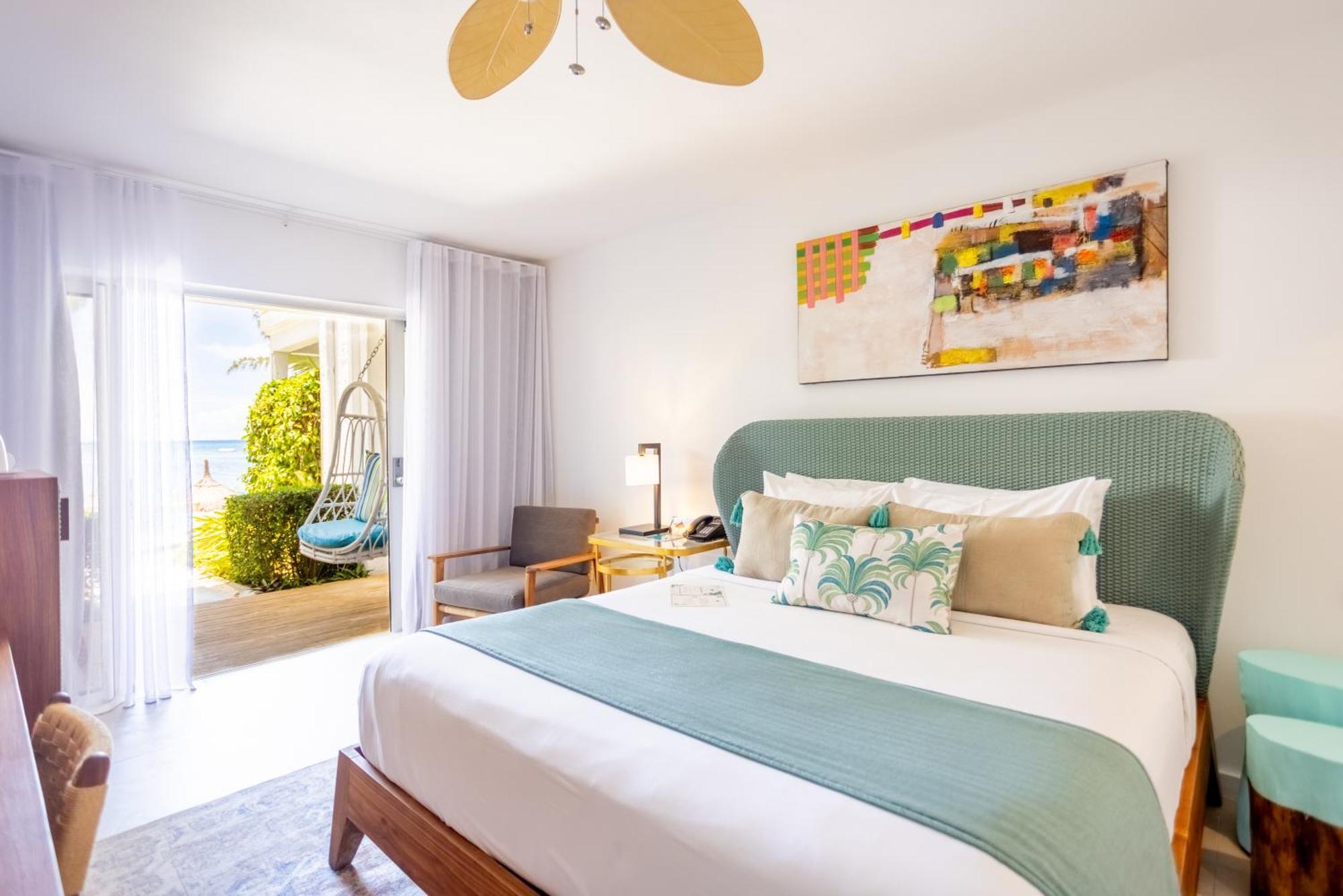 Deluxe Beachfront Room