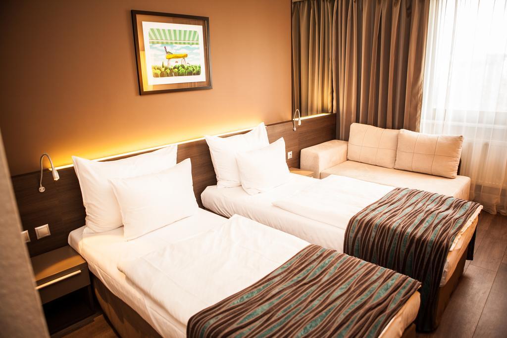 Chambre Double ou Lits Jumeaux Standard avec Lit d'Appoint
