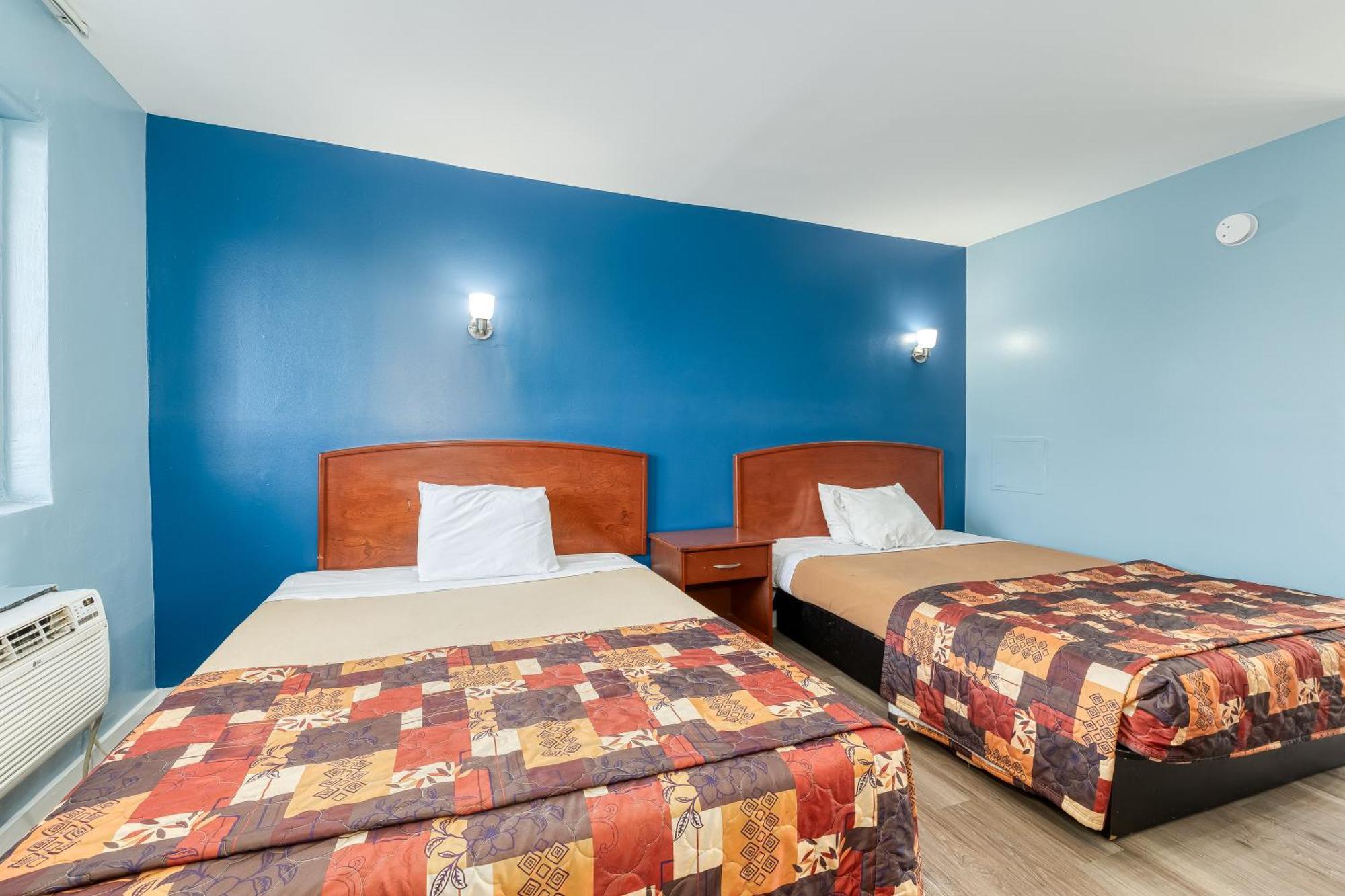 Queen Room Two Queen Beds