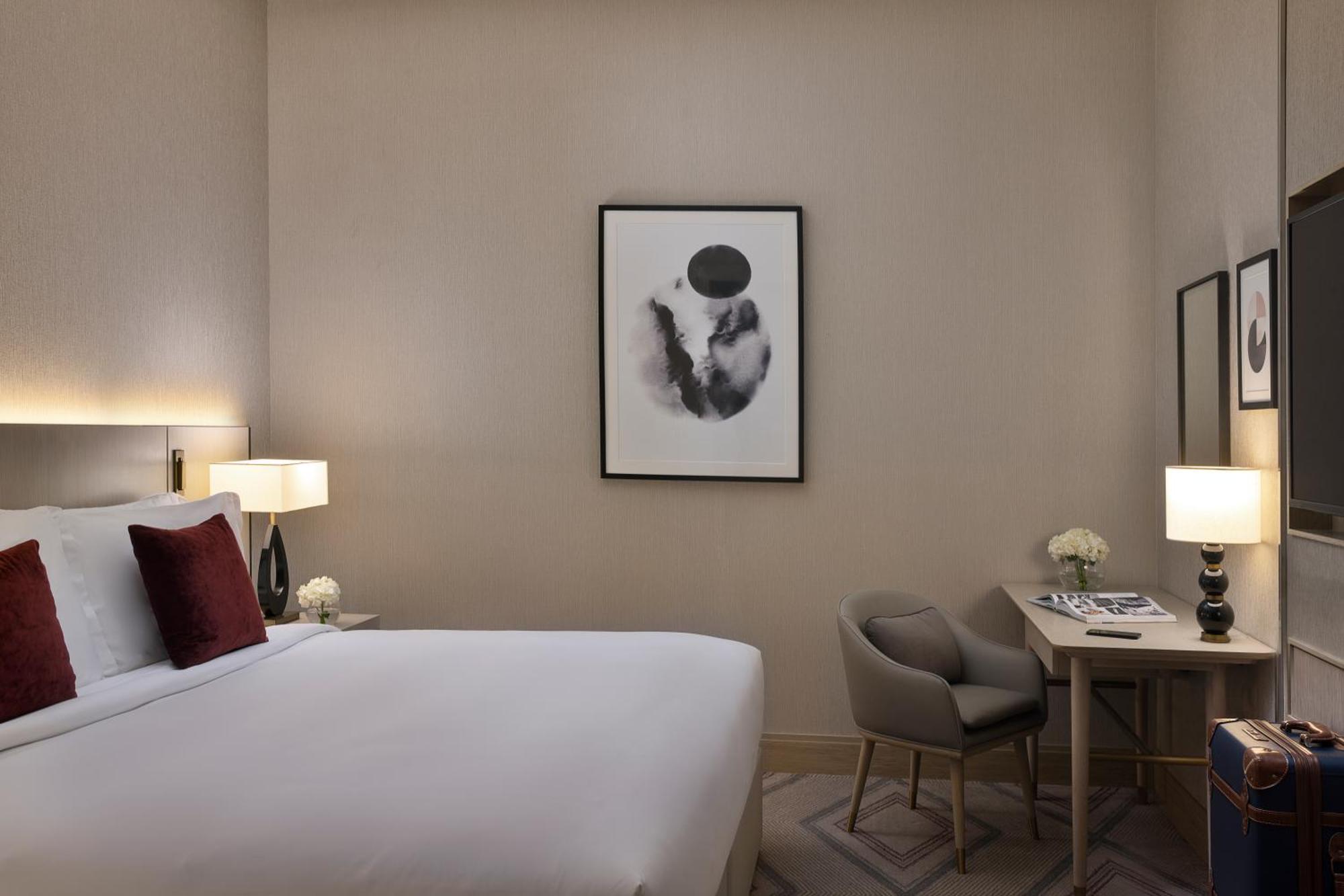 Junior Suite City View East Towers
