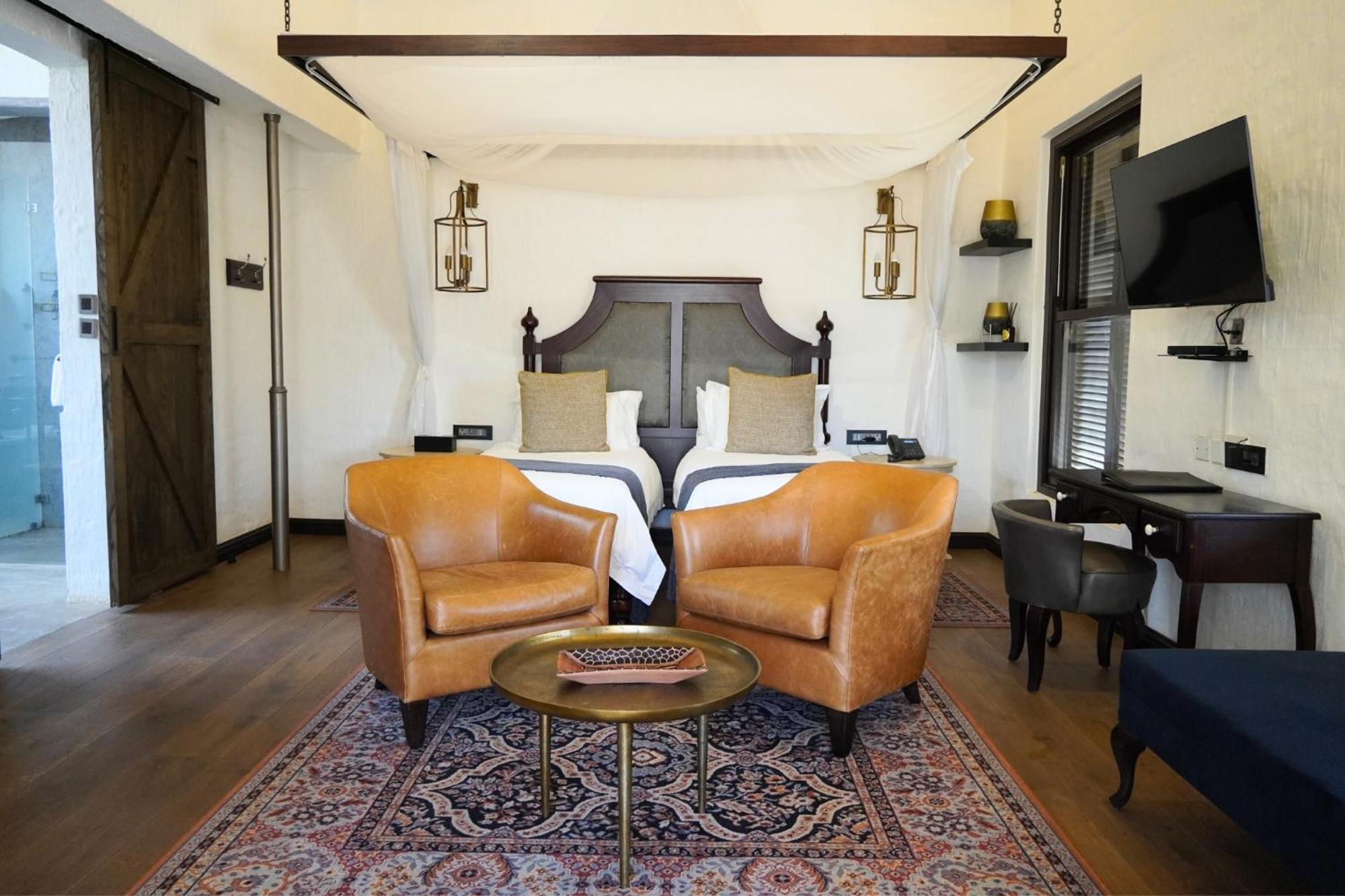 Deluxe Twin Room Verandah Forest View