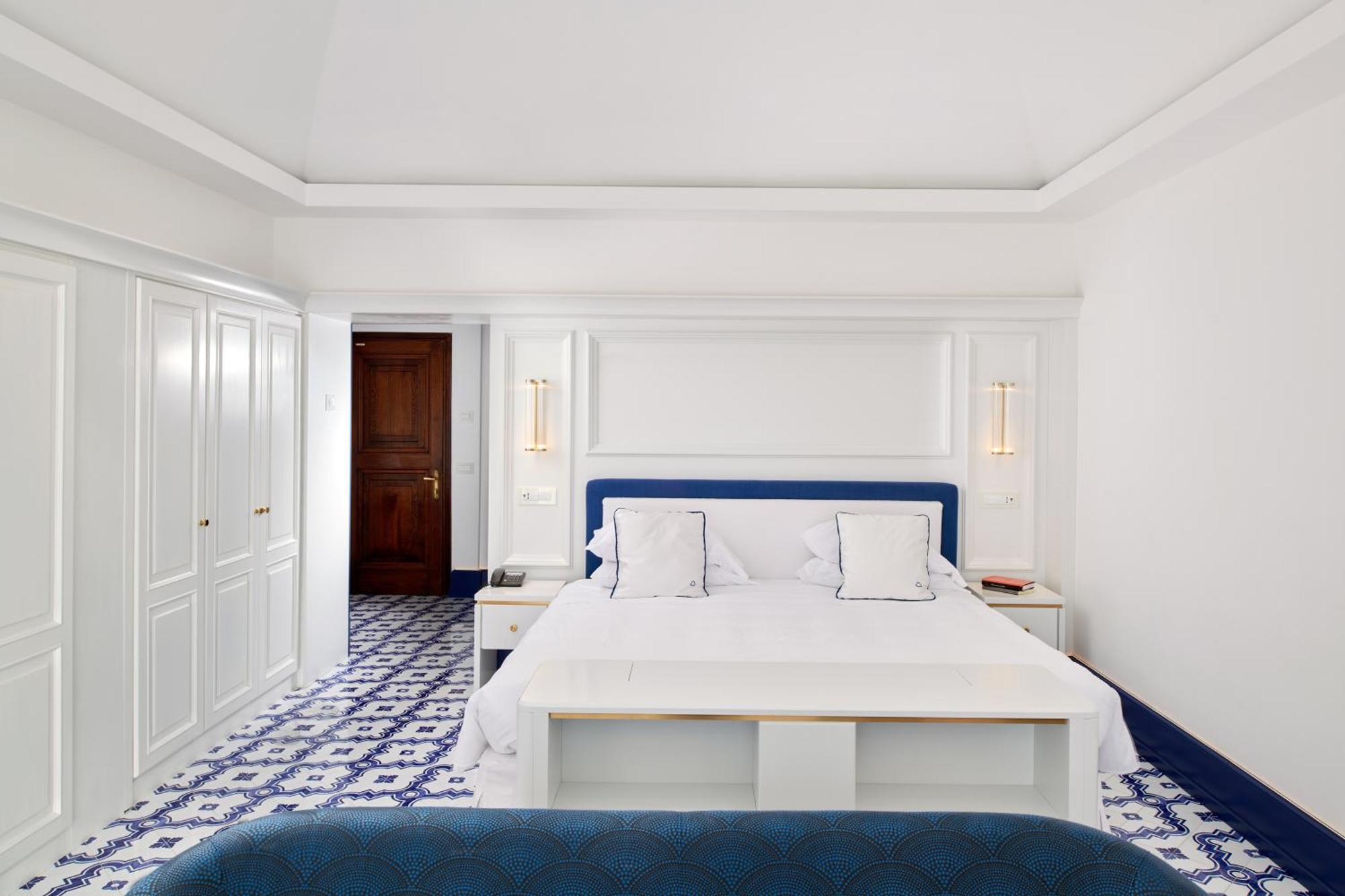 Prestige Junior Suite