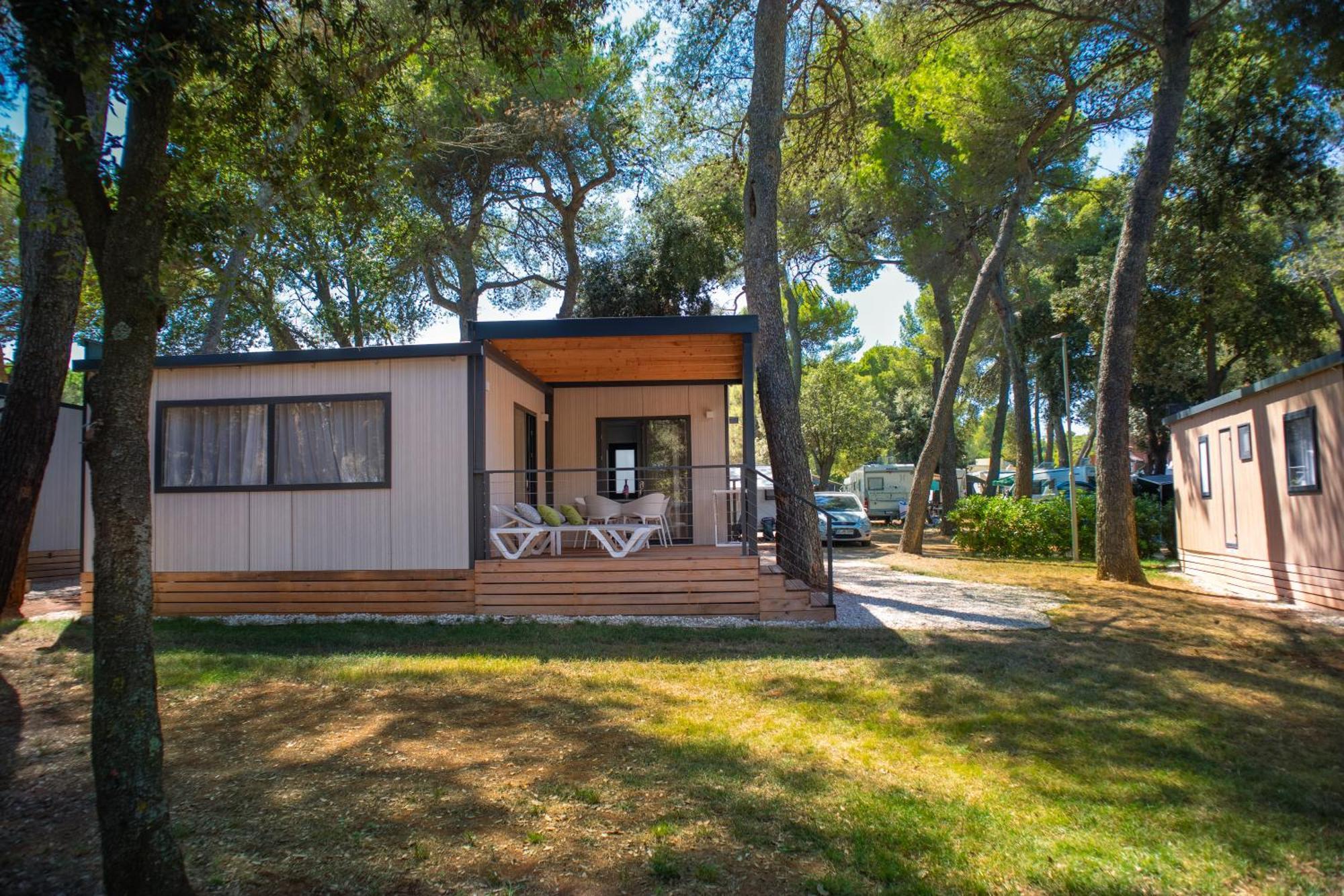 Deluxe Camping Villa