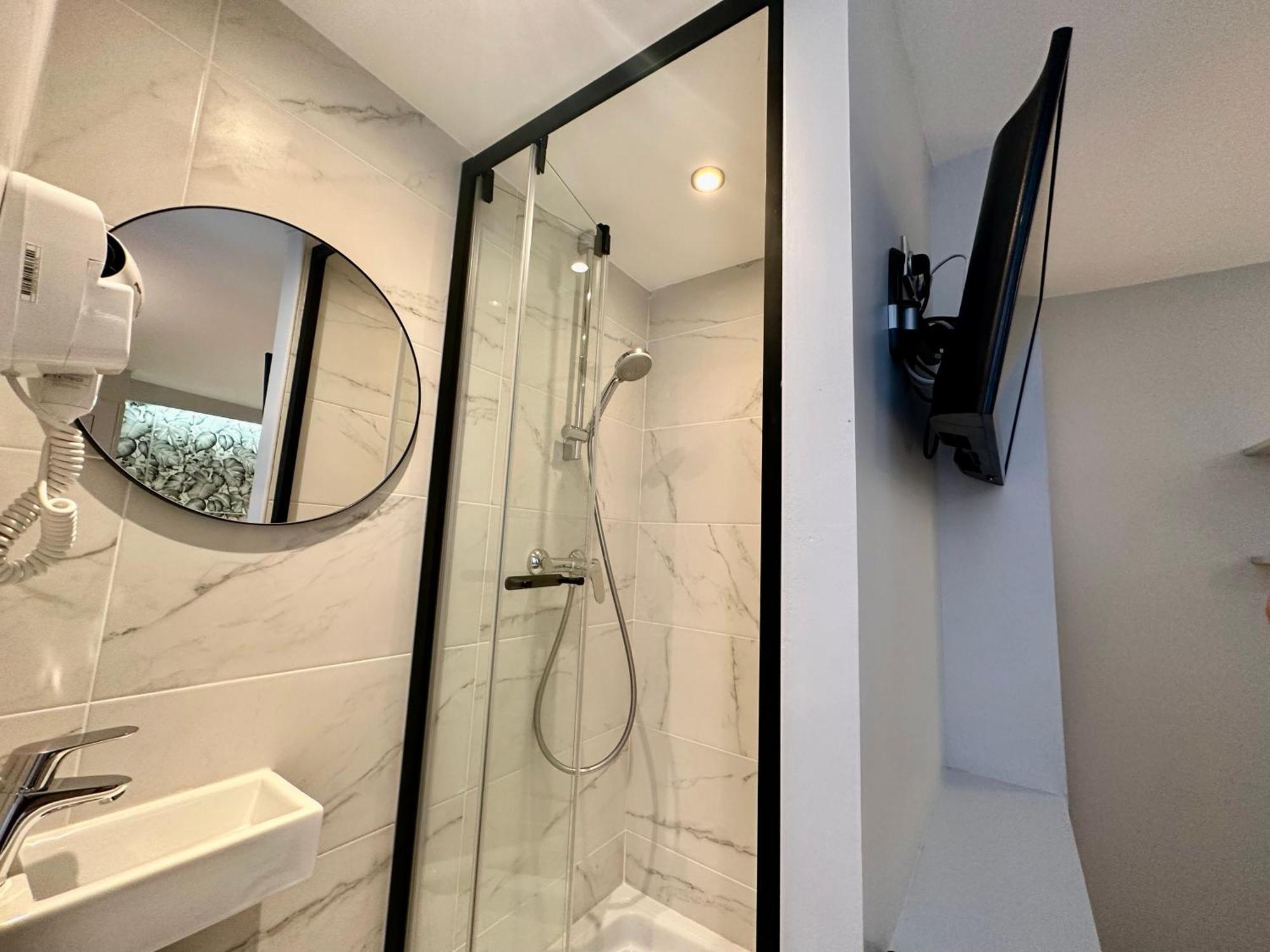 Standard Single Room,1547255596:JPEG
