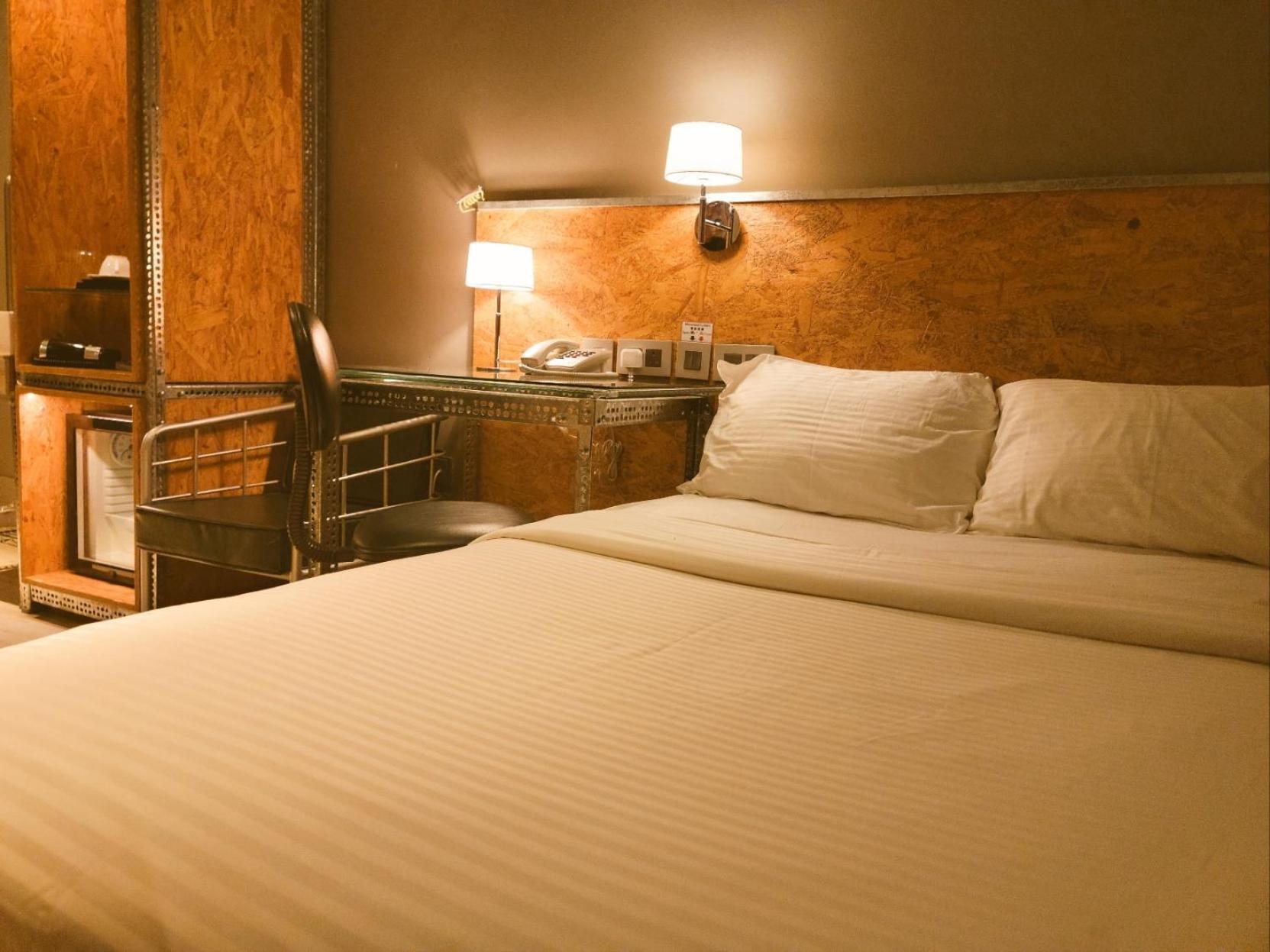 IND Econ Double Room