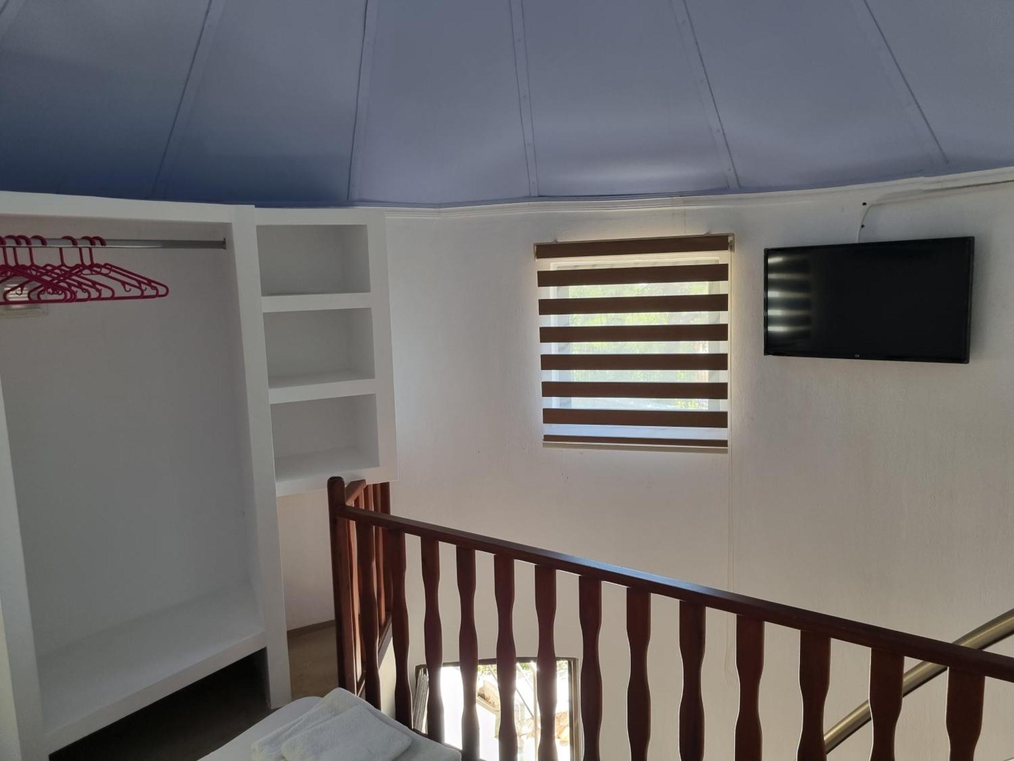 Tweepersoonskamer met 2 Aparte Bedden