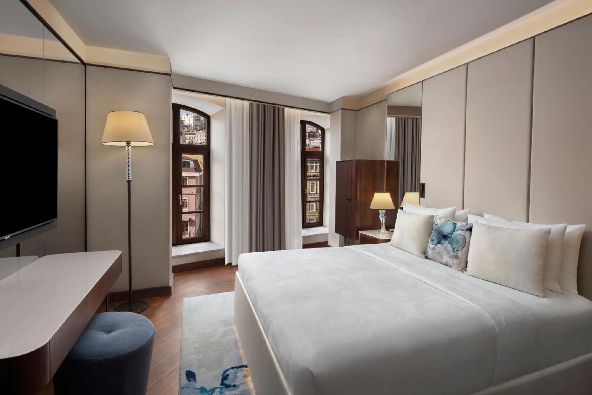Deluxe Kamer met Kingsize Bed en Uitzicht over de Stad