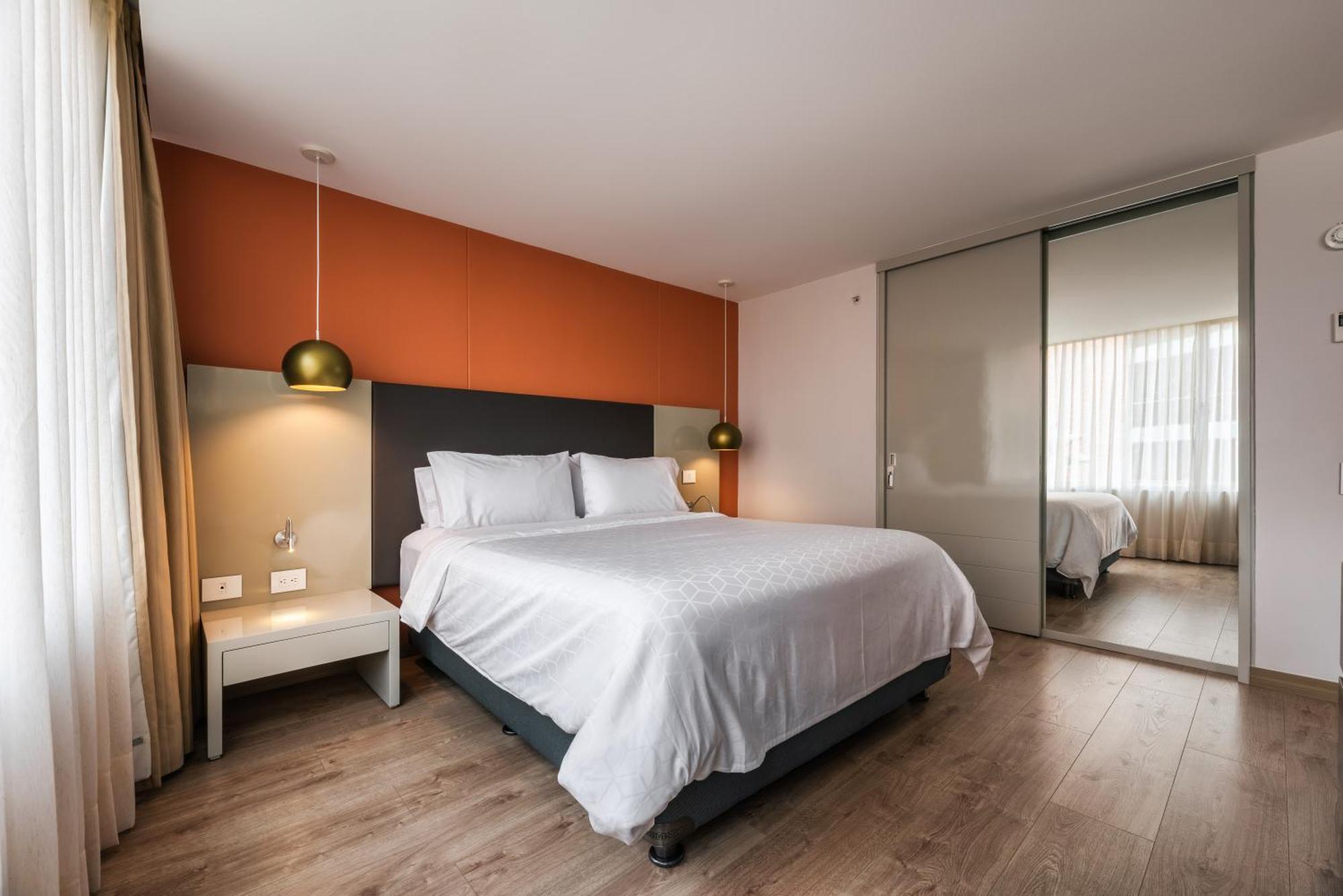 Queen Suite