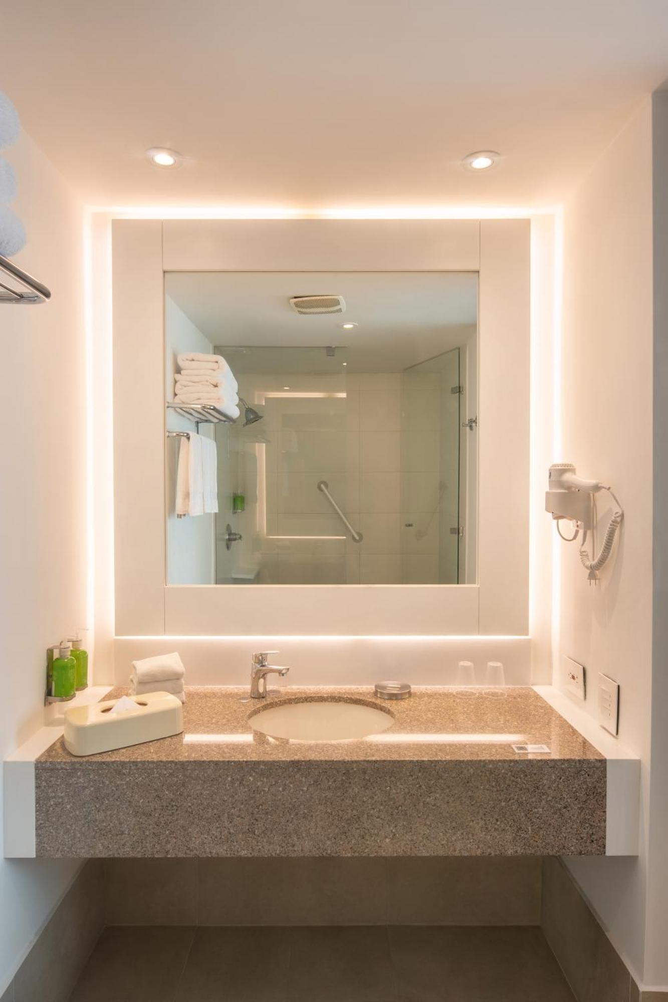 Twin Suite
