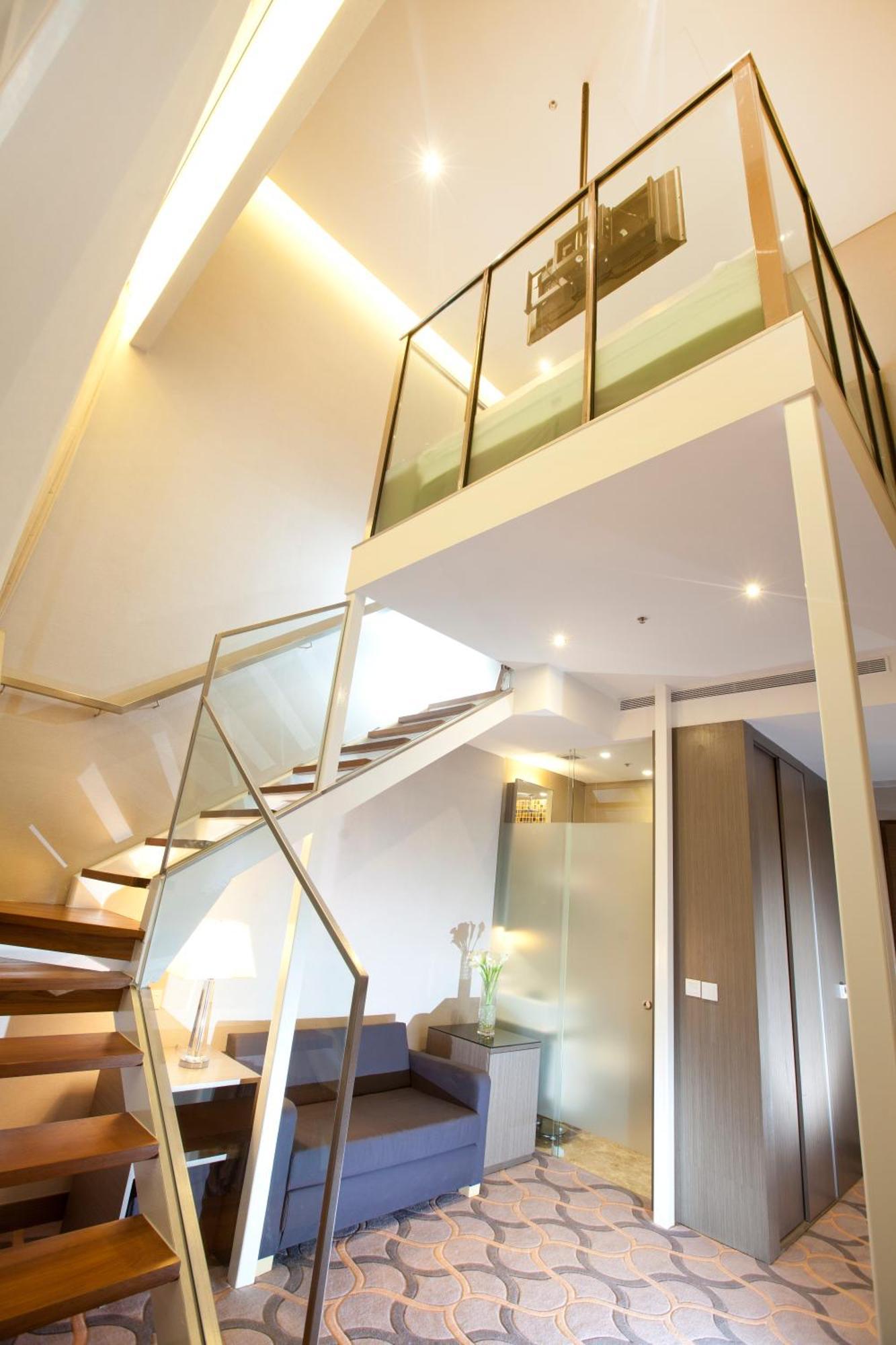 Loft Zimmer mit Kingsize-Bett