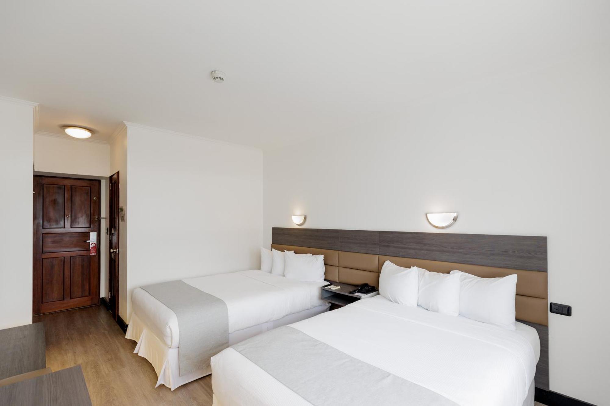 Executives & Travelers 2 Full Beds