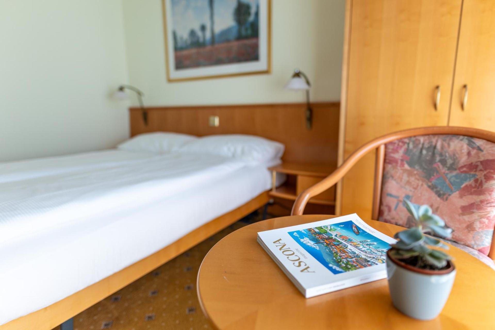 Economy Double Room Balcony Lake side