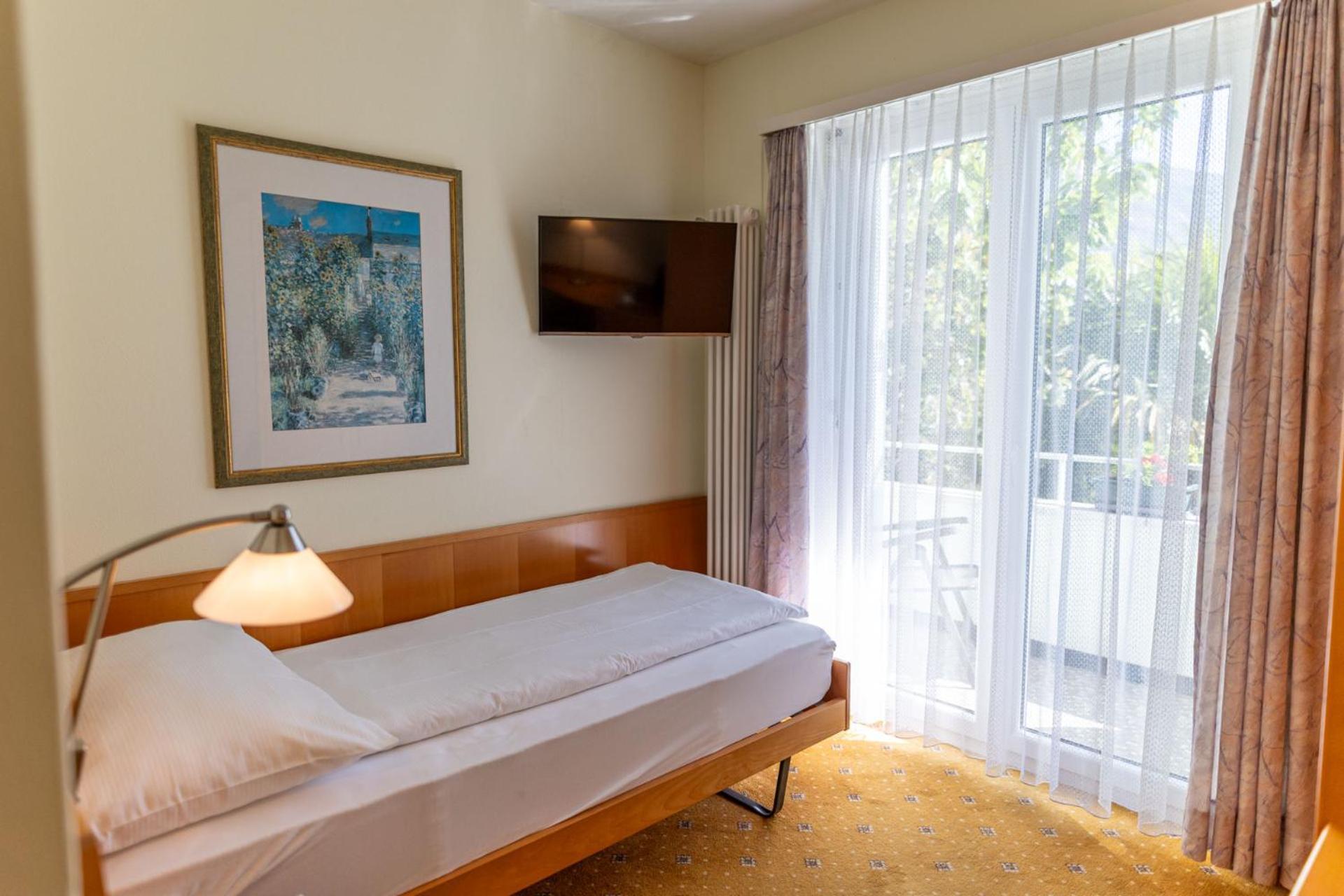 Single Room Balcony