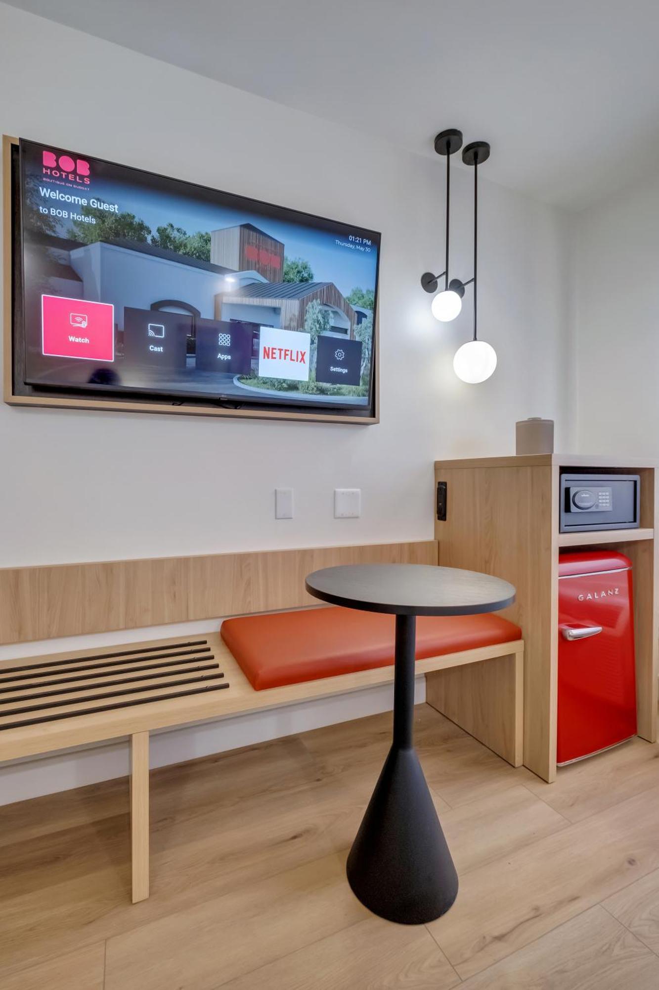 Queen Room - Disability Access,1600571011:JPEG