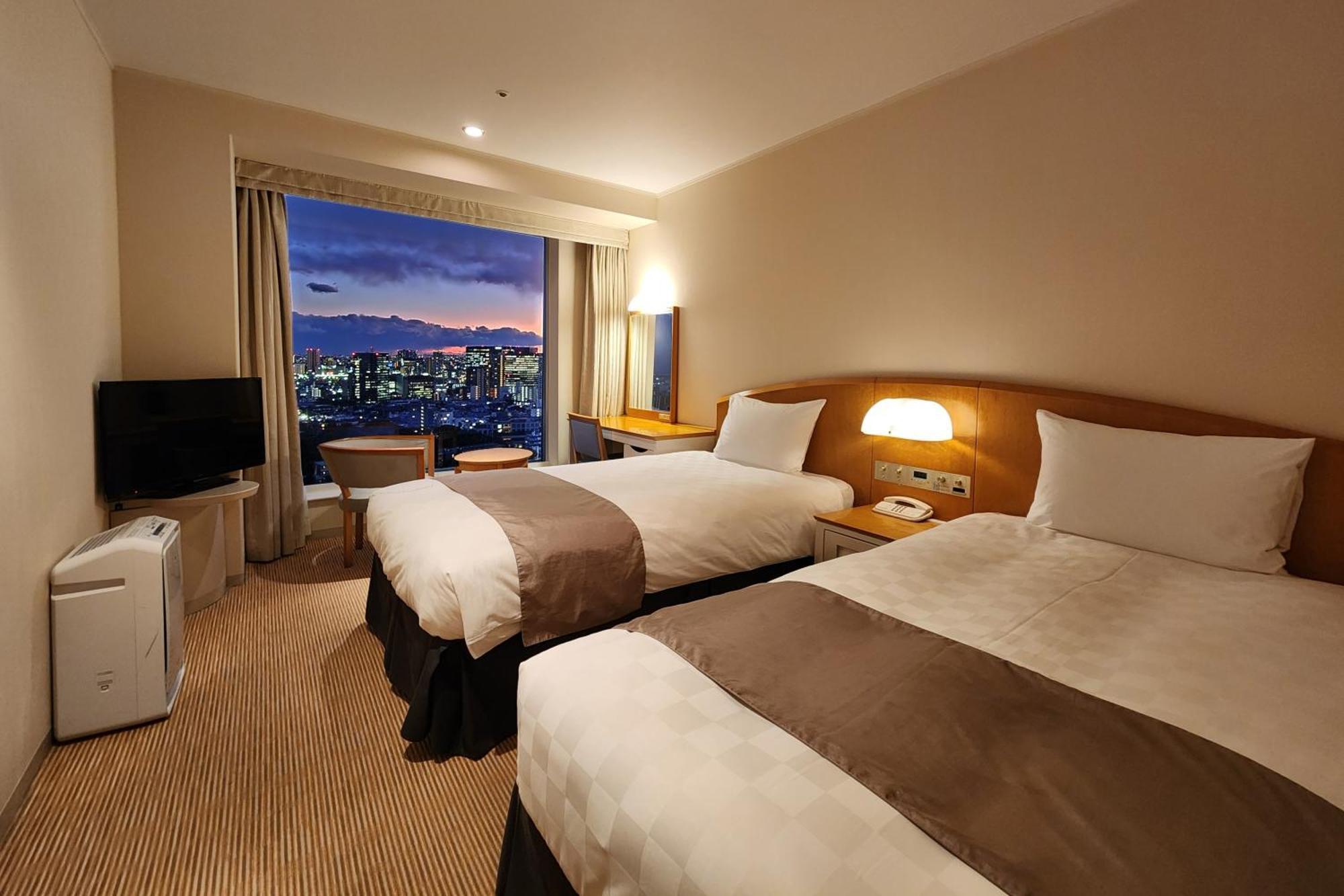 Main Tower 17th Floor Twin Room Smoking